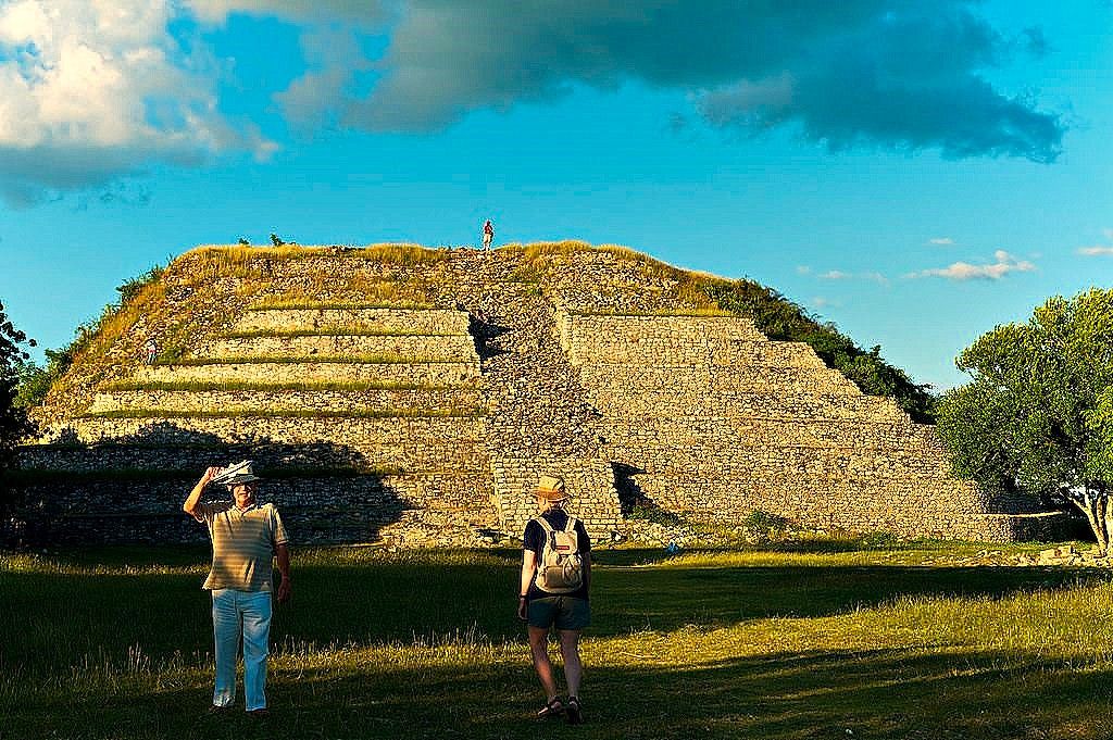 izamal piramide